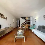 Appartamento Typical 4 With Pool By Homing *