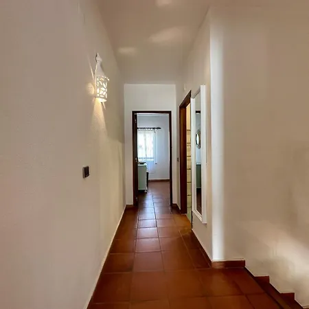Typical 4 With Pool By Homing Apartment